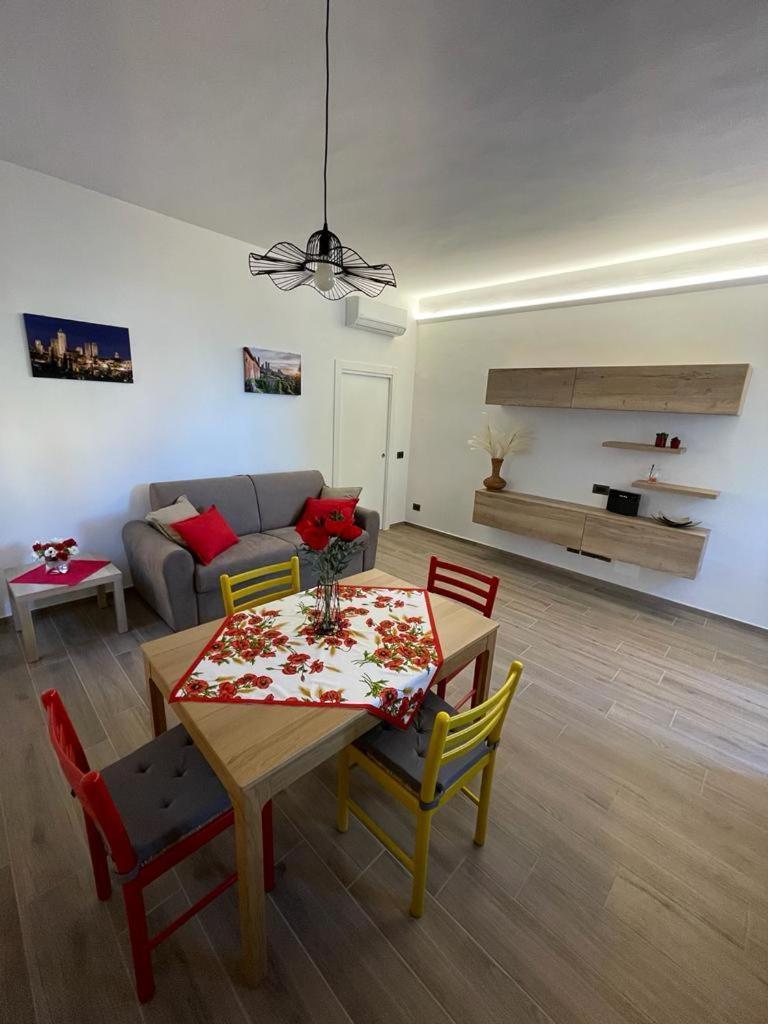 Ferienwohnung La Casina Di Cinzia San Gimignano Exterior foto